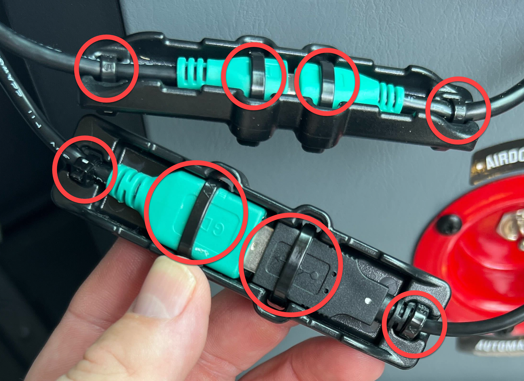 RAM DOCK - Fastened Clamps.png