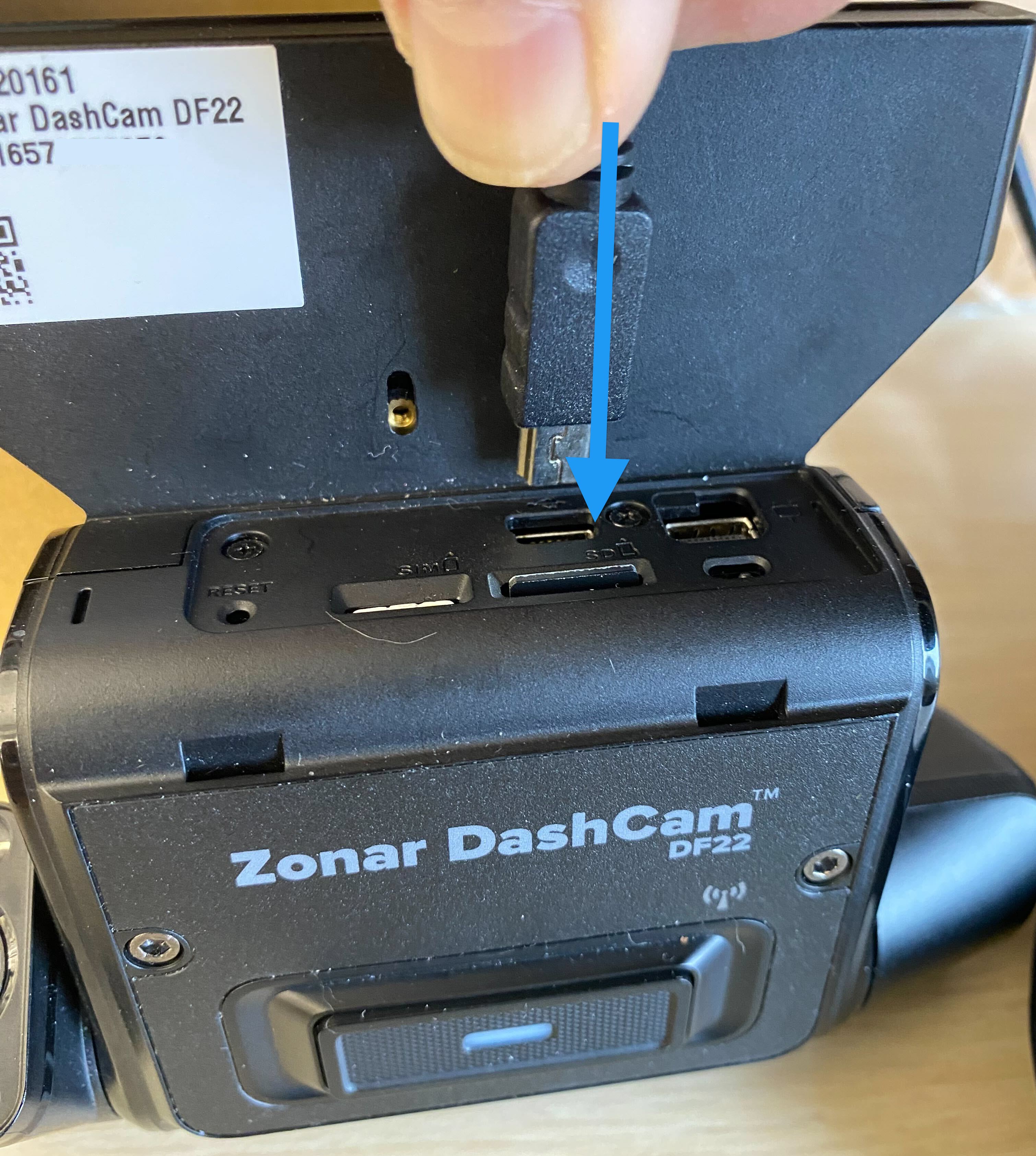 zonar-coach-ec24-insert-cable.jpg